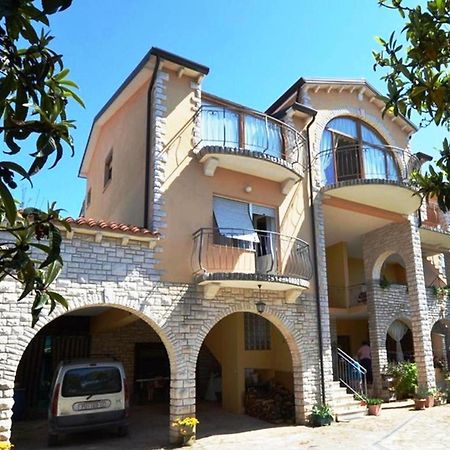 Renata Mare Apartments Ρόβινι Εξωτερικό φωτογραφία