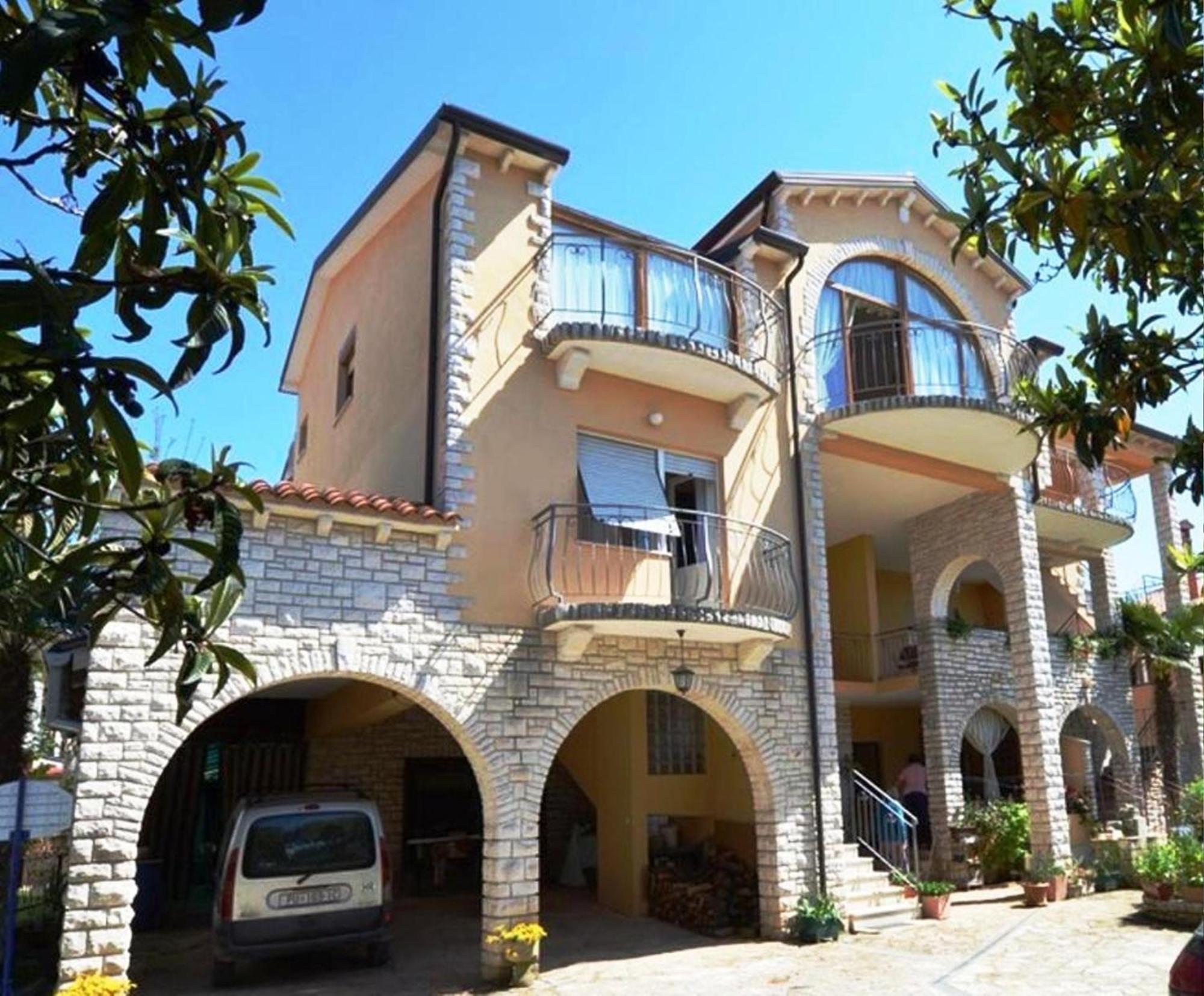 Renata Mare Apartments Ρόβινι Εξωτερικό φωτογραφία