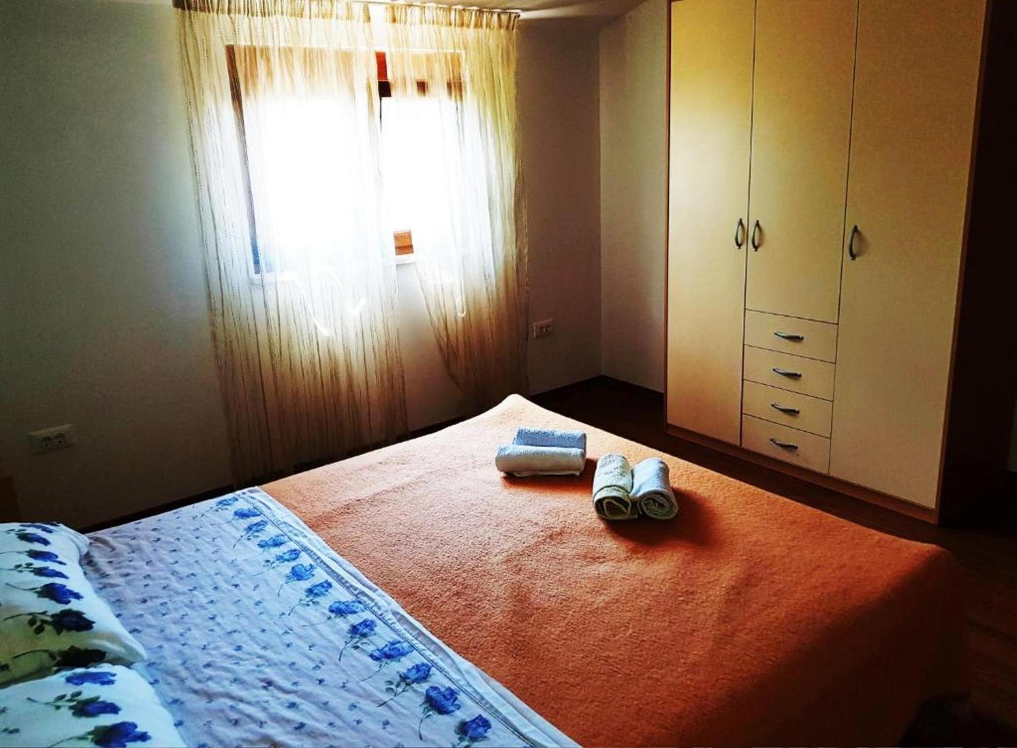 Renata Mare Apartments Ρόβινι Εξωτερικό φωτογραφία