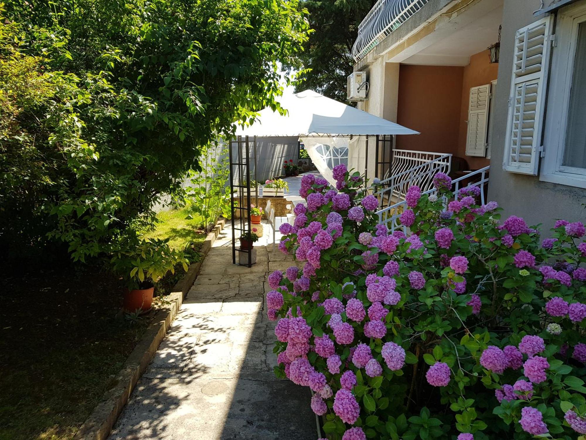 Renata Mare Apartments Ρόβινι Εξωτερικό φωτογραφία